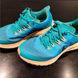Nike Air Hiking Zoom Pegasus 36 Trail Shoes- size 6.5